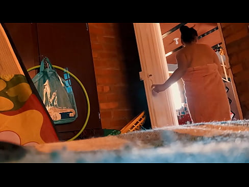 ❤️ Pakdhe ngetutake aku menyang adus, dheweke jancok nalika aku adus. Porno vk ing kita% jv.pornpics-de.ru% ❤